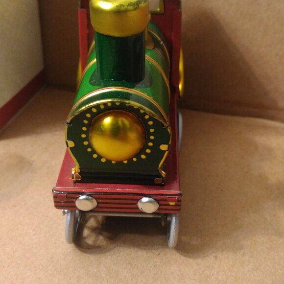 1983 vintage train Hallmark keepsake ornament - Picture 6 of 9